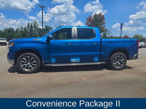 Used 2023 Chevrolet Silverado 1500 LT AWD/4WD image 5