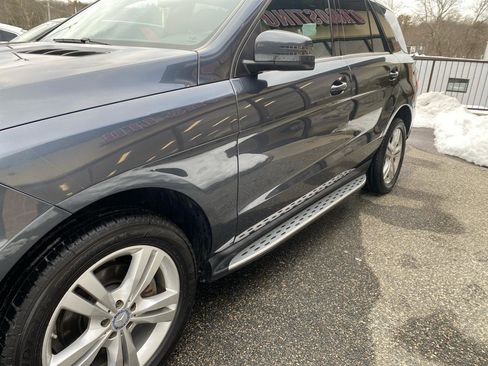 Used 2014 Mercedes-Benz ML 350 4MATIC image 32