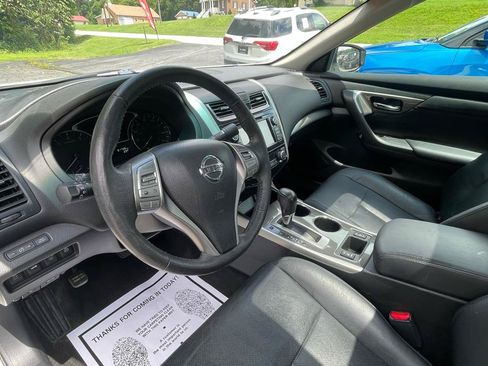 Used 2015 Nissan Altima 2.5 SL w/ Technology Package FWD image 18
