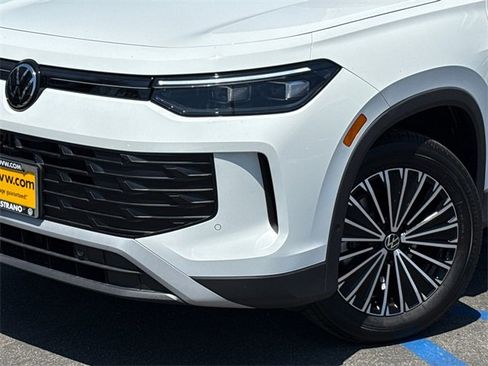 New 2025 Volkswagen Tiguan S image 8