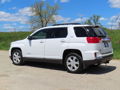Used 2017 GMC Terrain SLE w/ Driver Alert Package I FWD image 27