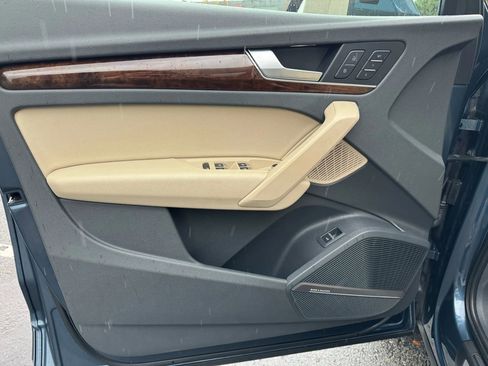 Used 2018 Audi Q5 2.0T Premium Plus w/ Premium Plus Package image 38