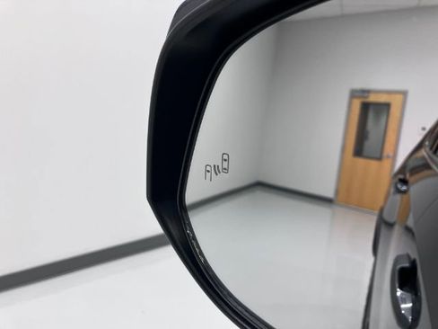 Used 2021 Toyota RAV4 XLE w/ XLE Grade Weather Package image 18