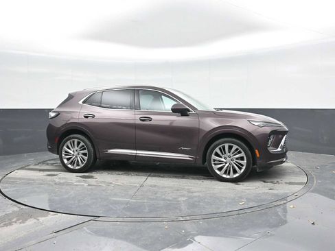 Used 2024 Buick Envision Avenir image 5