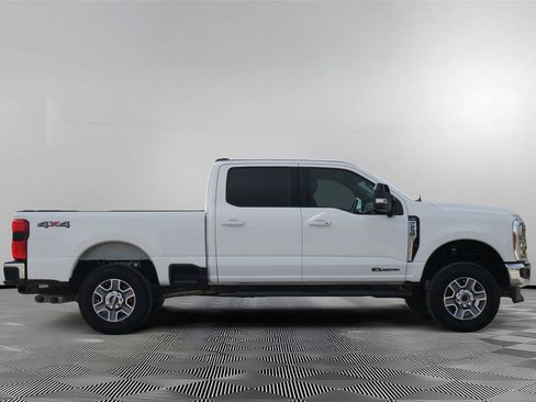 Certified 2024 Ford F250 Lariat AWD/4WD image 4