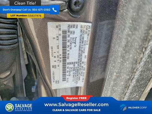 Used 2014 Ford Focus SE FWD image 16