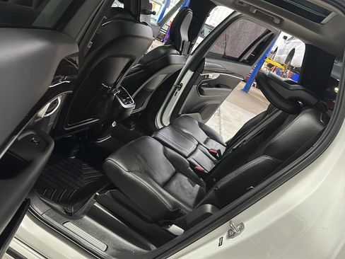 Used 2019 Volvo XC90 T6 Momentum w/ Advanced Package image 29