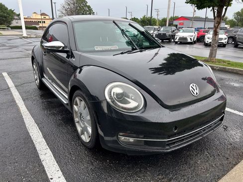 Used 2013 Volkswagen Beetle Turbo FWD image 5
