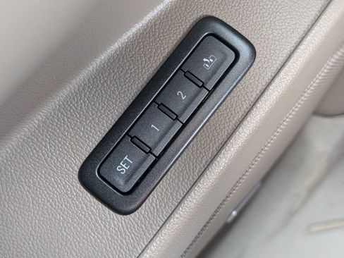 Used 2017 Chevrolet Tahoe Premier image 12