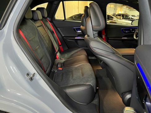 New 2026 Mercedes-Benz GLC 43 AMG 4MATIC image 12