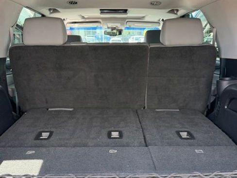 Used 2015 Chevrolet Tahoe LT image 11