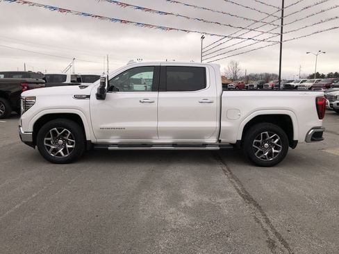 Used 2024 GMC Sierra 1500 SLT w/ SLT Premium Plus Package image 3