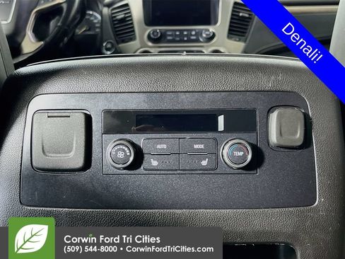 Used 2019 GMC Yukon Denali AWD/4WD image 32