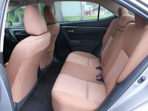 Used 2016 Toyota Corolla LE FWD image 8