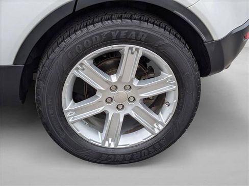 Used 2014 Land Rover Range Rover Evoque Pure Premium image 25