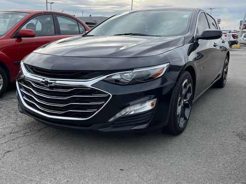 Used 2022 Chevrolet Malibu LT image 3