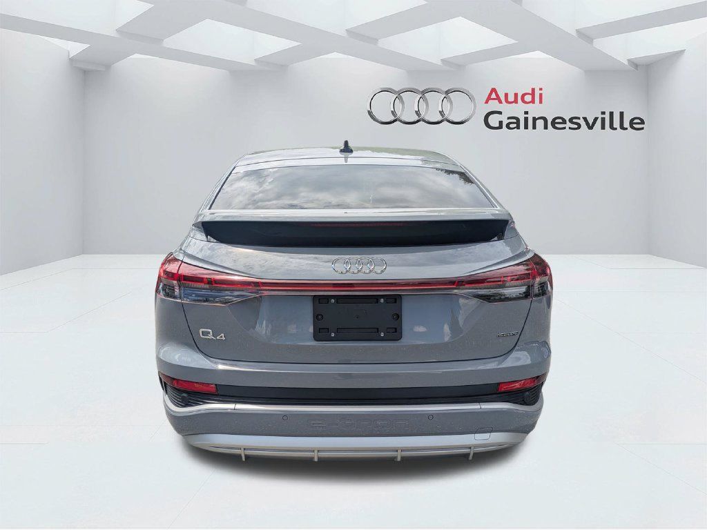 Used 2025 Audi Q4 e-tron Premium AWD/4WD image 5