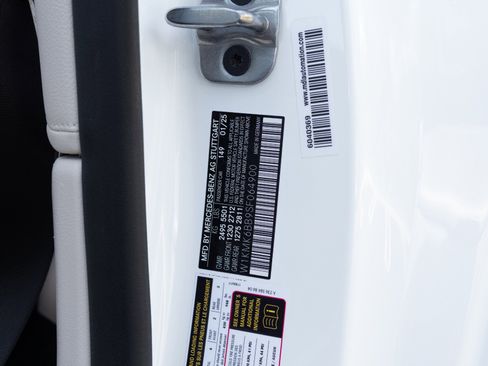 Used 2025 Mercedes-Benz CLE 450 4MATIC Cabriolet image 72