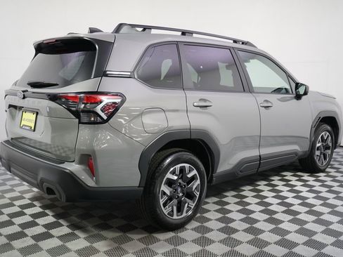 Used 2026 Subaru Forester Premium AWD/4WD image 7
