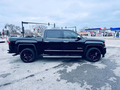 Used 2017 GMC Sierra 1500 Denali w/ Denali Ultimate Package image 9