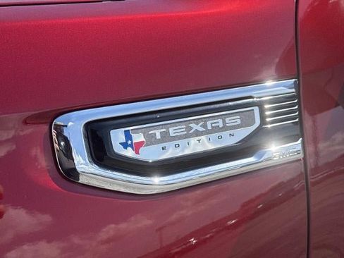 Used 2021 GMC Sierra 1500 SLT AWD/4WD image 12