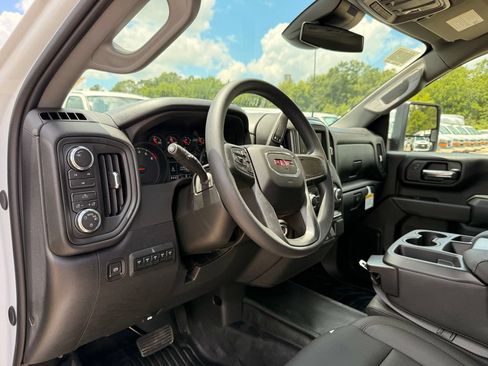 New 2026 GMC Sierra 2500 Pro w/ Convenience Package AWD/4WD image 12
