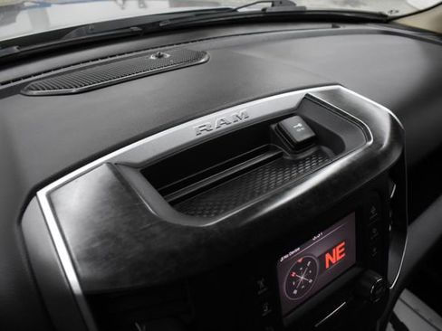 Used 2019 RAM 1500 Big Horn image 39