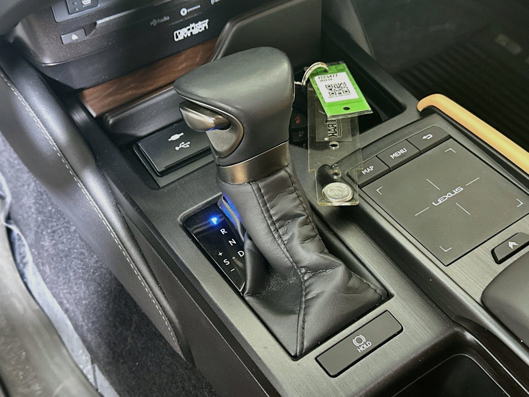 Used 2022 Lexus ES 350 Ultra Luxury w/ Accessory Package 2 FWD image 21