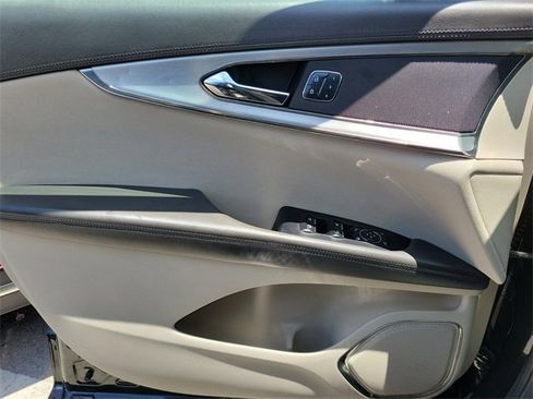 Used 2018 Lincoln MKX Premiere image 25