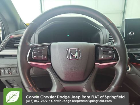 Used 2025 Honda Odyssey Sport-L image 21