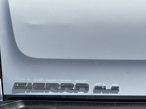 Used 2014 GMC Sierra 3500 SLE AWD/4WD image 26