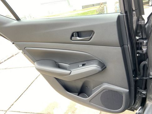 Used 2024 Nissan Altima 2.5 SV image 48