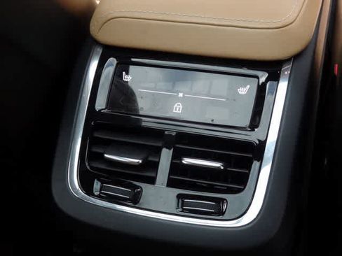 Used 2019 Volvo XC60 T6 Inscription w/ Protection Package AWD/4WD image 13