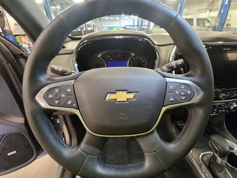 Certified 2023 Chevrolet Traverse LT w/ LT Premium Package AWD/4WD image 16