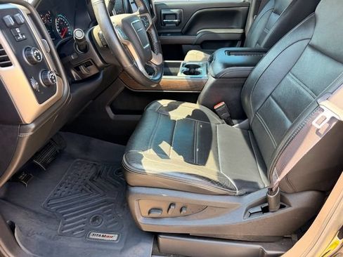 Used 2017 GMC Sierra 1500 Denali w/ Denali Ultimate Package AWD/4WD image 10