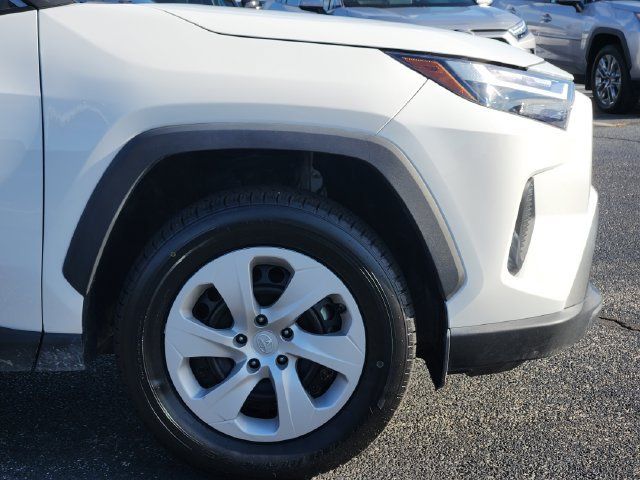 Certified 2025 Toyota RAV4 LE AWD/4WD image 6