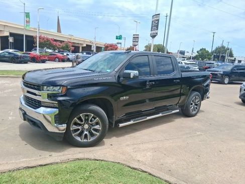 Used 2021 Chevrolet Silverado 1500 LT w/ Texas Edition Plus RWD image 2