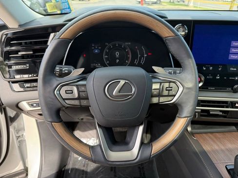 Used 2023 Lexus RX 350 Premium w/ Accessory Package AWD/4WD image 8