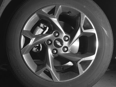 Used 2025 Chevrolet Trax LT FWD image 12