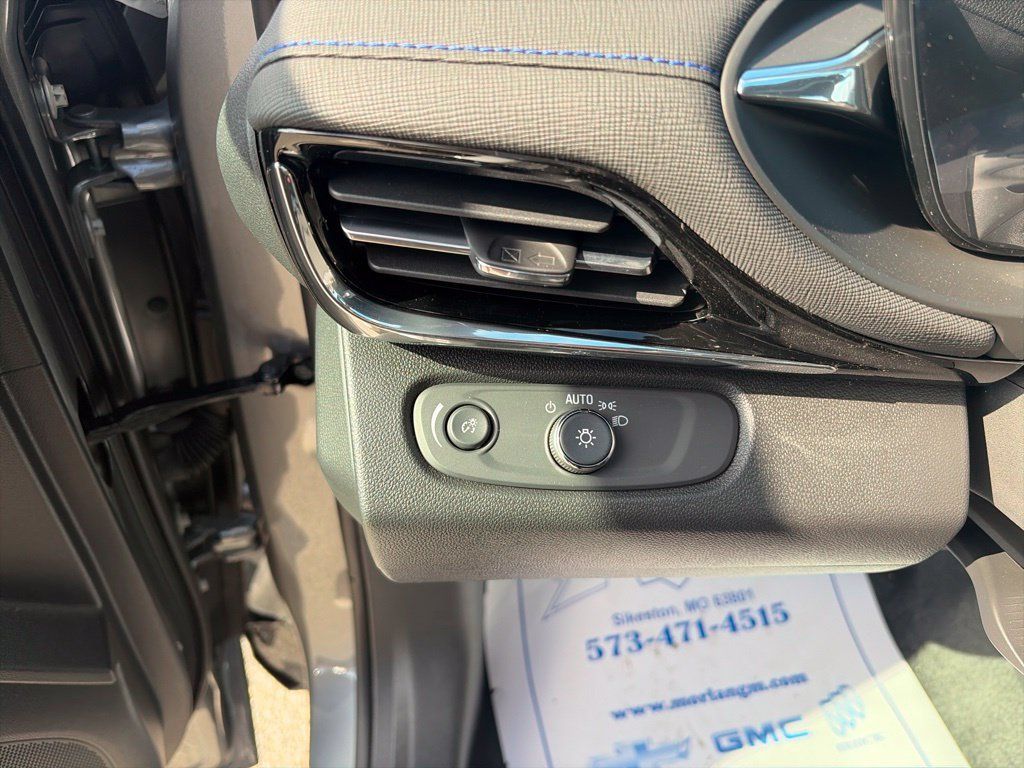 New 2026 Buick Envista Sport Touring w/ Convenience I Package FWD image 19