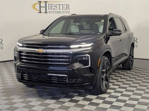 Certified 2025 Chevrolet Traverse High Country image 4