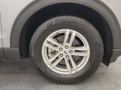 Used 2023 Ford Explorer XLT AWD/4WD image 23