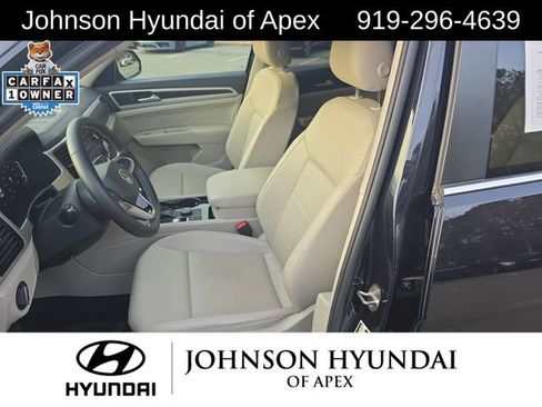 Used 2023 Volkswagen Atlas SE w/ Panoramic Sunroof Package image 28