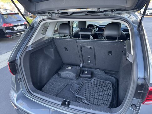 Used 2022 Volkswagen Taos SE image 35