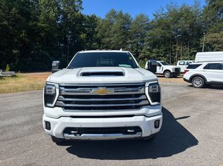 Used 2025 Chevrolet Silverado 3500 High Country w/ High Country Premium Package AWD/4WD video 2