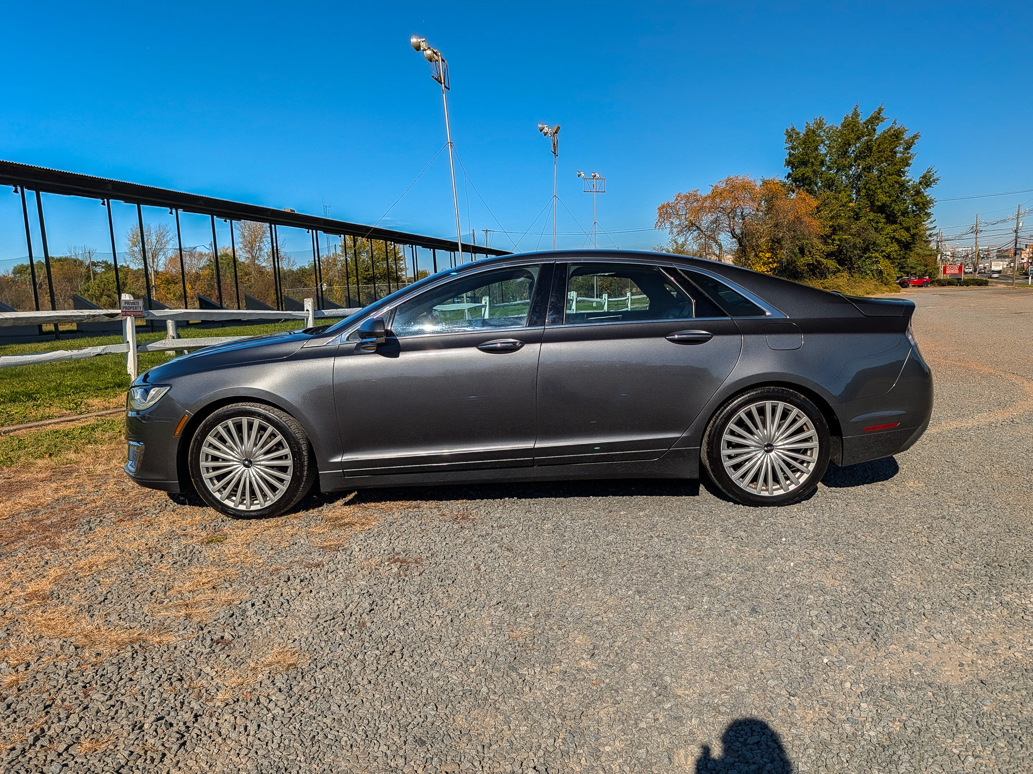 Used 2017 Lincoln MKZ Reserve w/ Climate Package AWD/4WD image 9