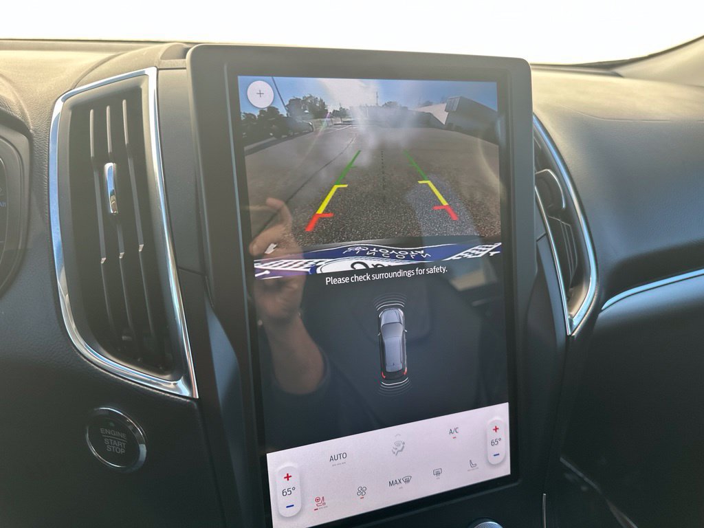 Certified 2023 Ford Edge Titanium AWD/4WD image 48