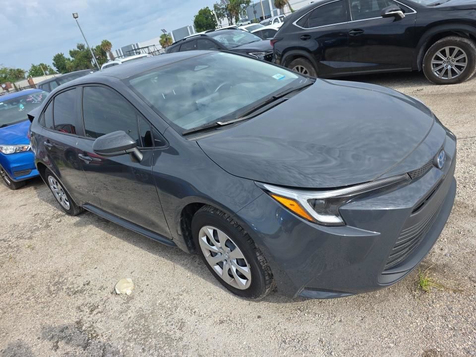 Used 2025 Toyota Corolla LE FWD image 1