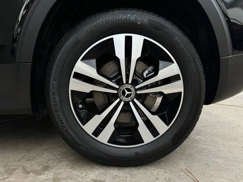 Certified 2025 Mercedes-Benz GLB 250 image 20