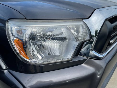 Used 2015 Toyota Tacoma 4x4 Double Cab w/ TRD Off-Road Package image 8